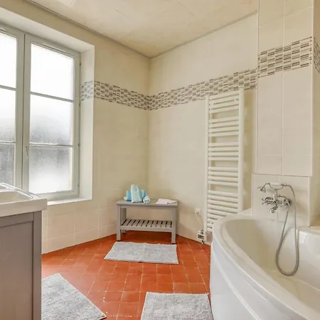 De Lizy Сasa de vacaciones Ainay-le-Château